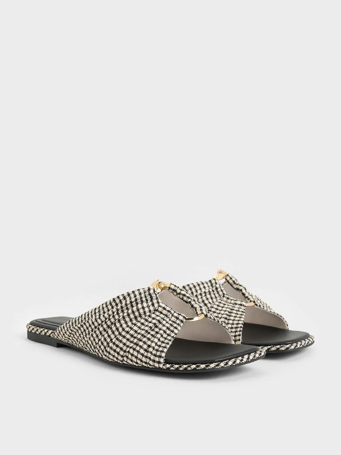 Checkered Ruched Oval-Accent Slide Sandals - Multi