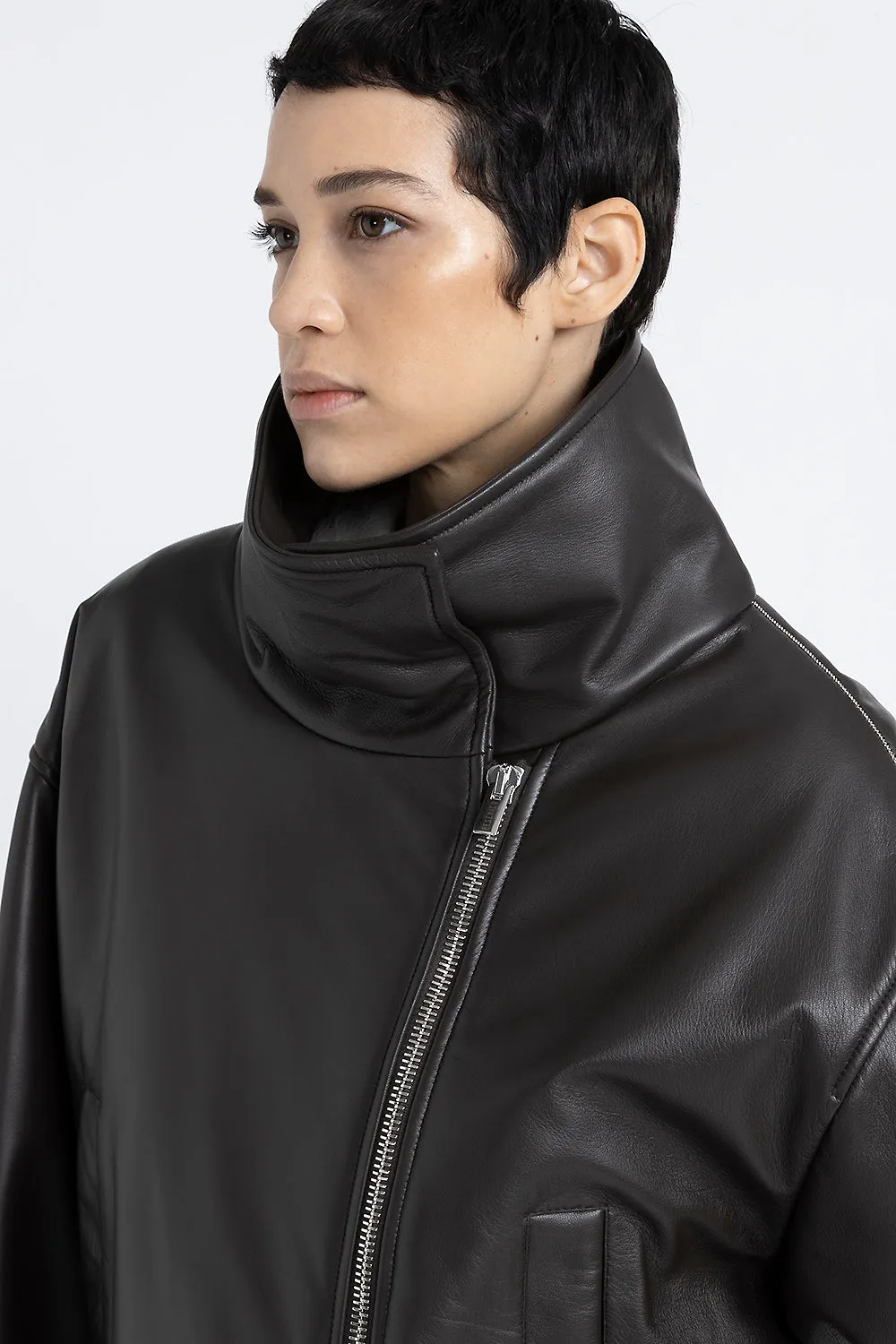 Genuine leather double-breasted jacket