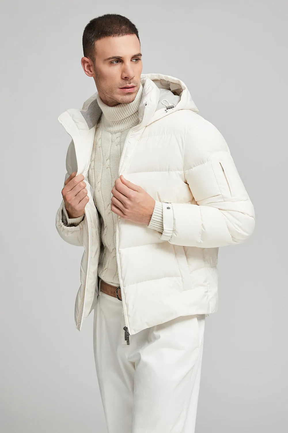 Goose down jacket in anti-drop technical microfiber