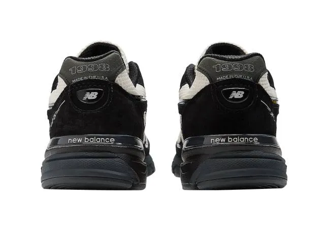 Joe Freshgoods x New Balance 990v4 1998 Outro