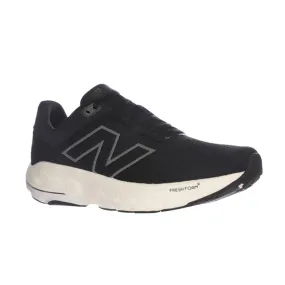 Mens New Balance Fresh Foam X 860v14 in Black/Phantom/Sea Salt