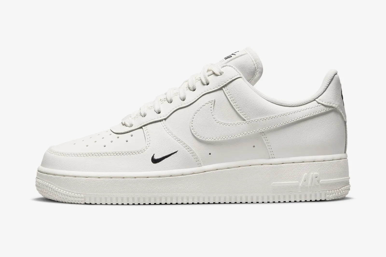 Nike Air Force 1 07 Essential Light Bone Sail Black HF1058-133