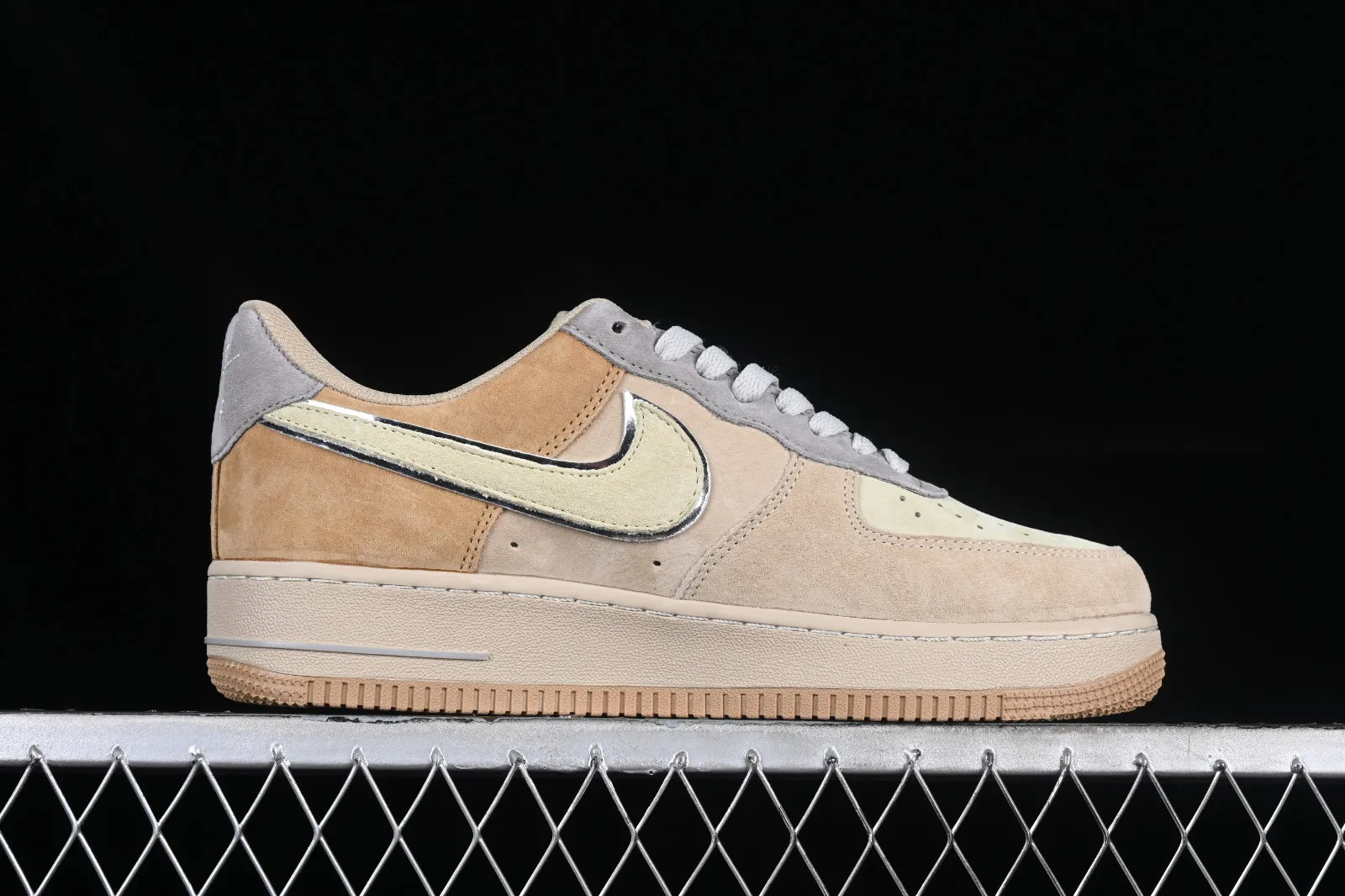 Nike Air Force 1 07 Low Doughnut Kakhi Grey CD1221-888