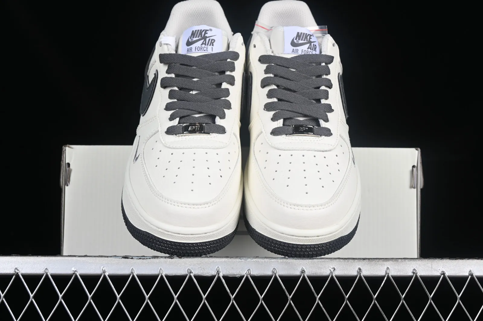 Nike Air Force 1 07 Low Hoops Off White Dark Grey HP2369-010