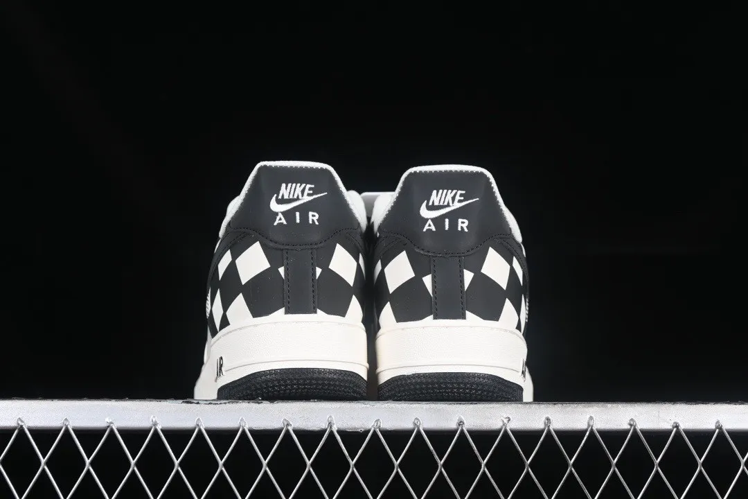 Nike Air Force 1 07 Low Off White Black GZ5688-066