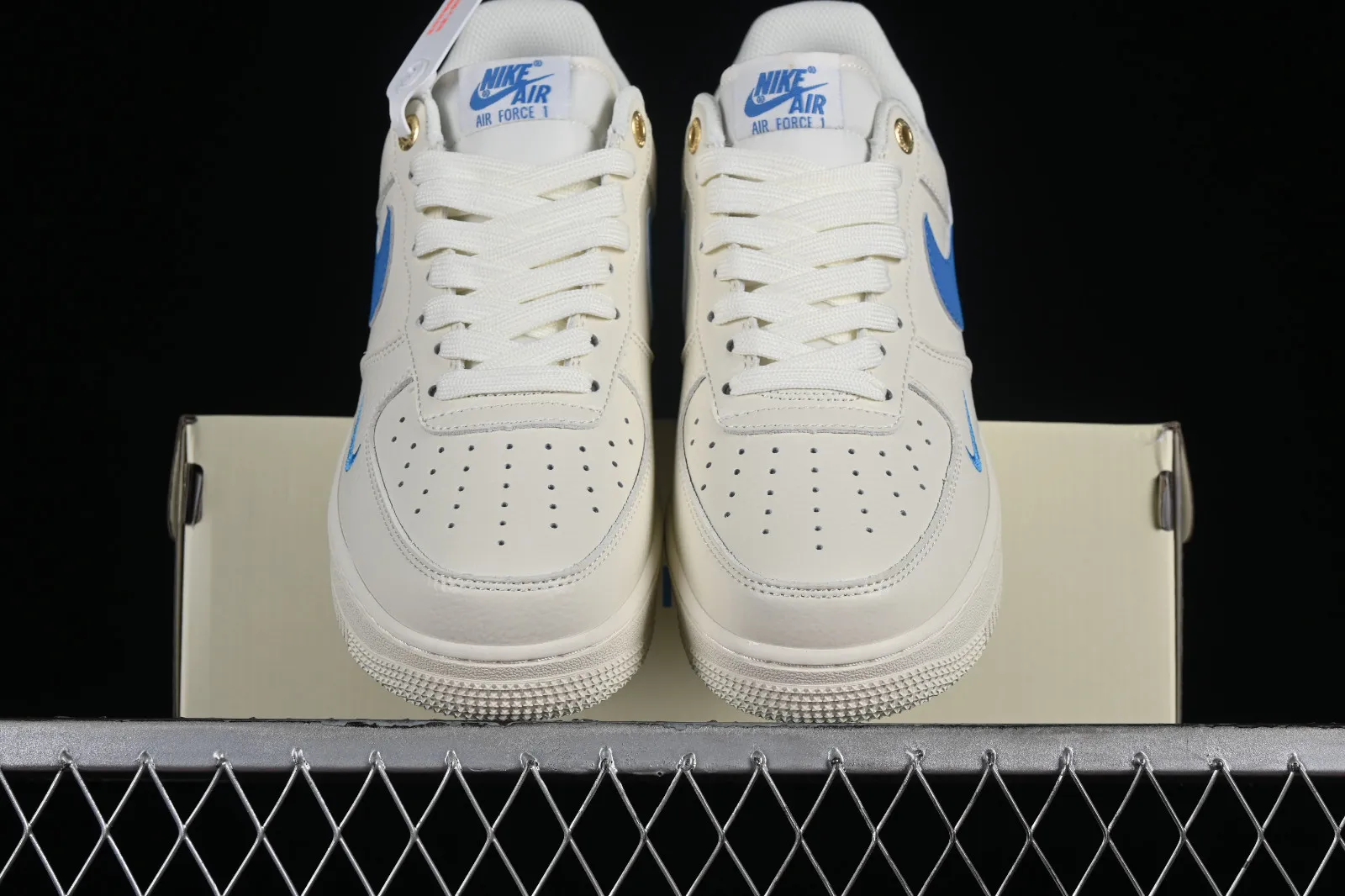 Nike Air Force 1 07 Low Off White Blue Gold NK0621-111