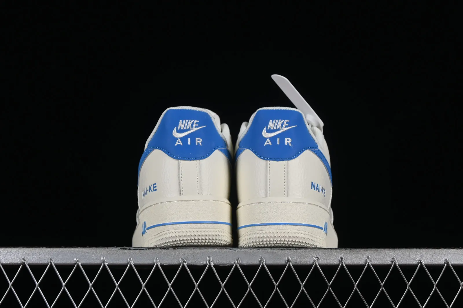 Nike Air Force 1 07 Low Off White Blue Gold NK0621-111