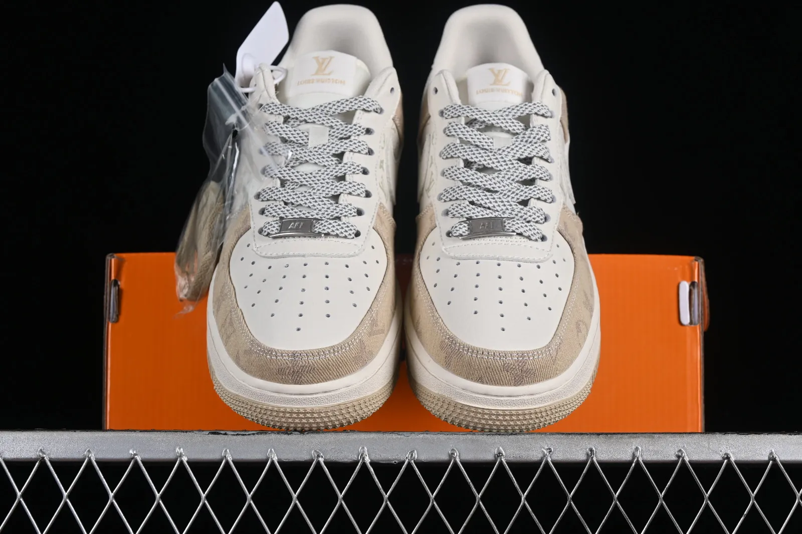 Nike Air Force 1 07 Low Off White Kakhi DD8686-300