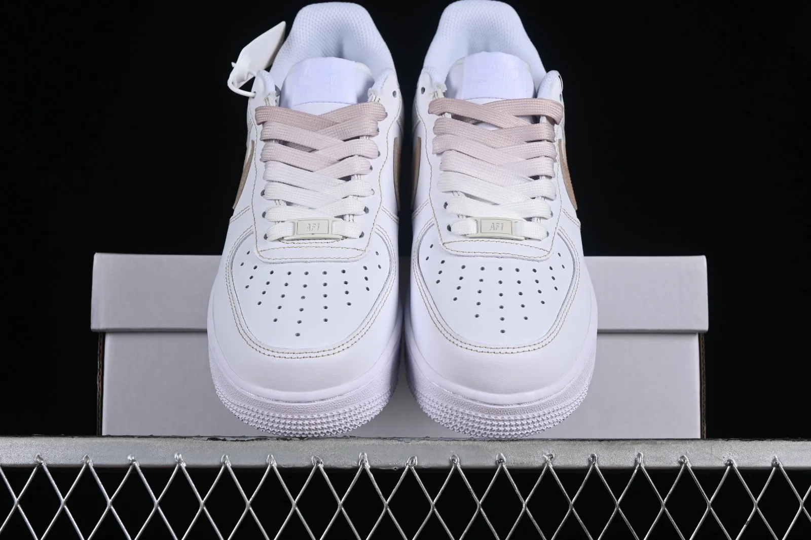 Nike Air Force 1 07 Low White Yellow FN0366-104