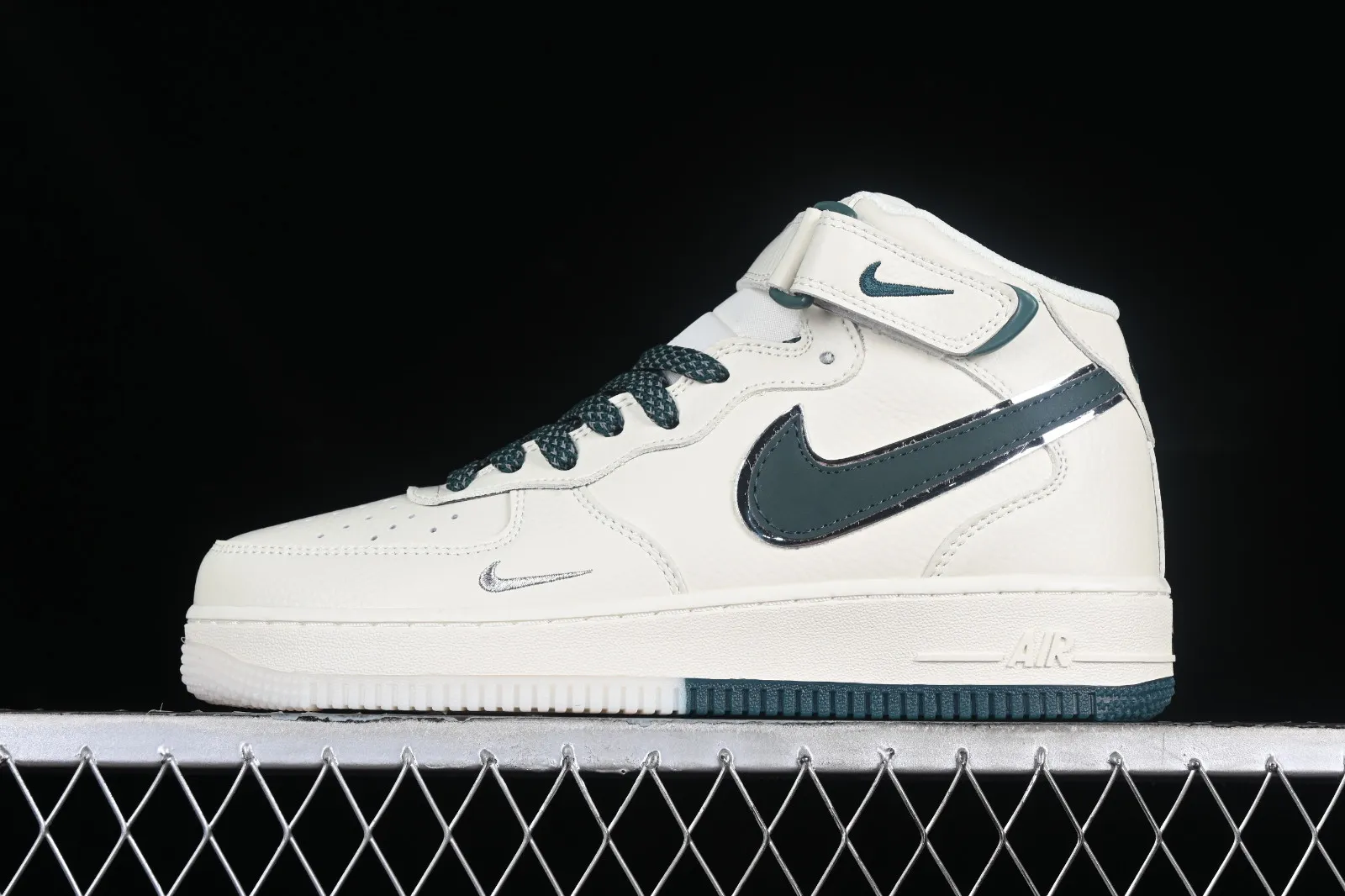 Nike Air Force 1 07 Mid Off White Green XL0236-235