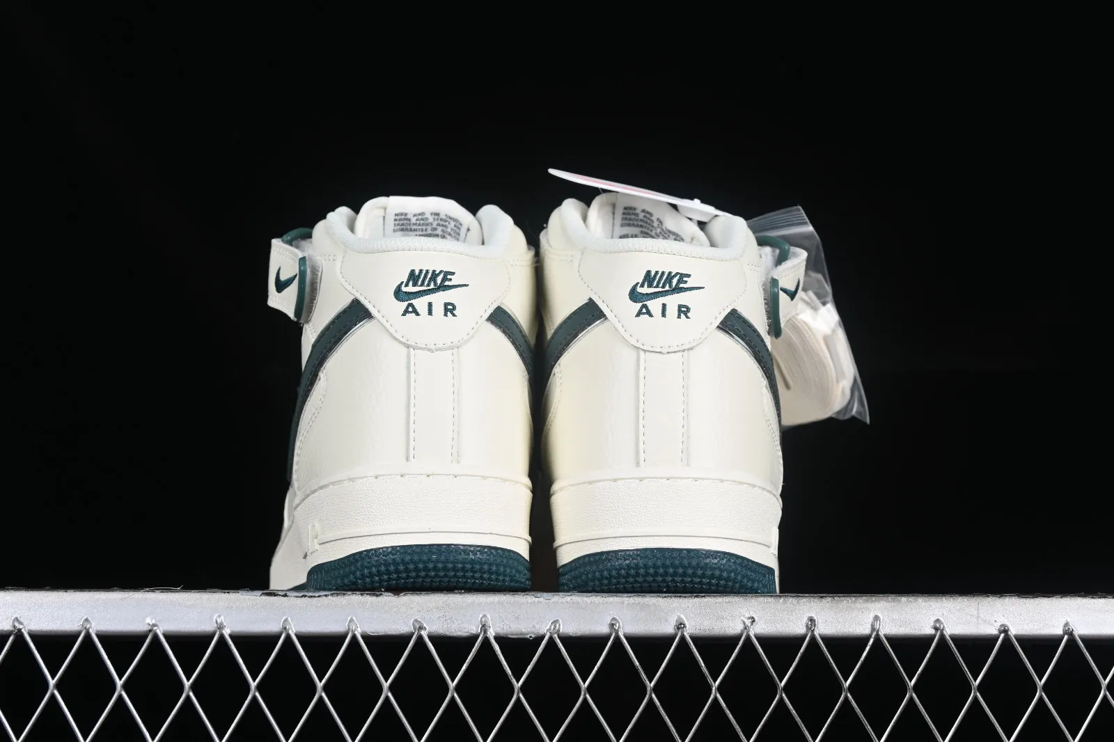 Nike Air Force 1 07 Mid Off White Green XL0236-235