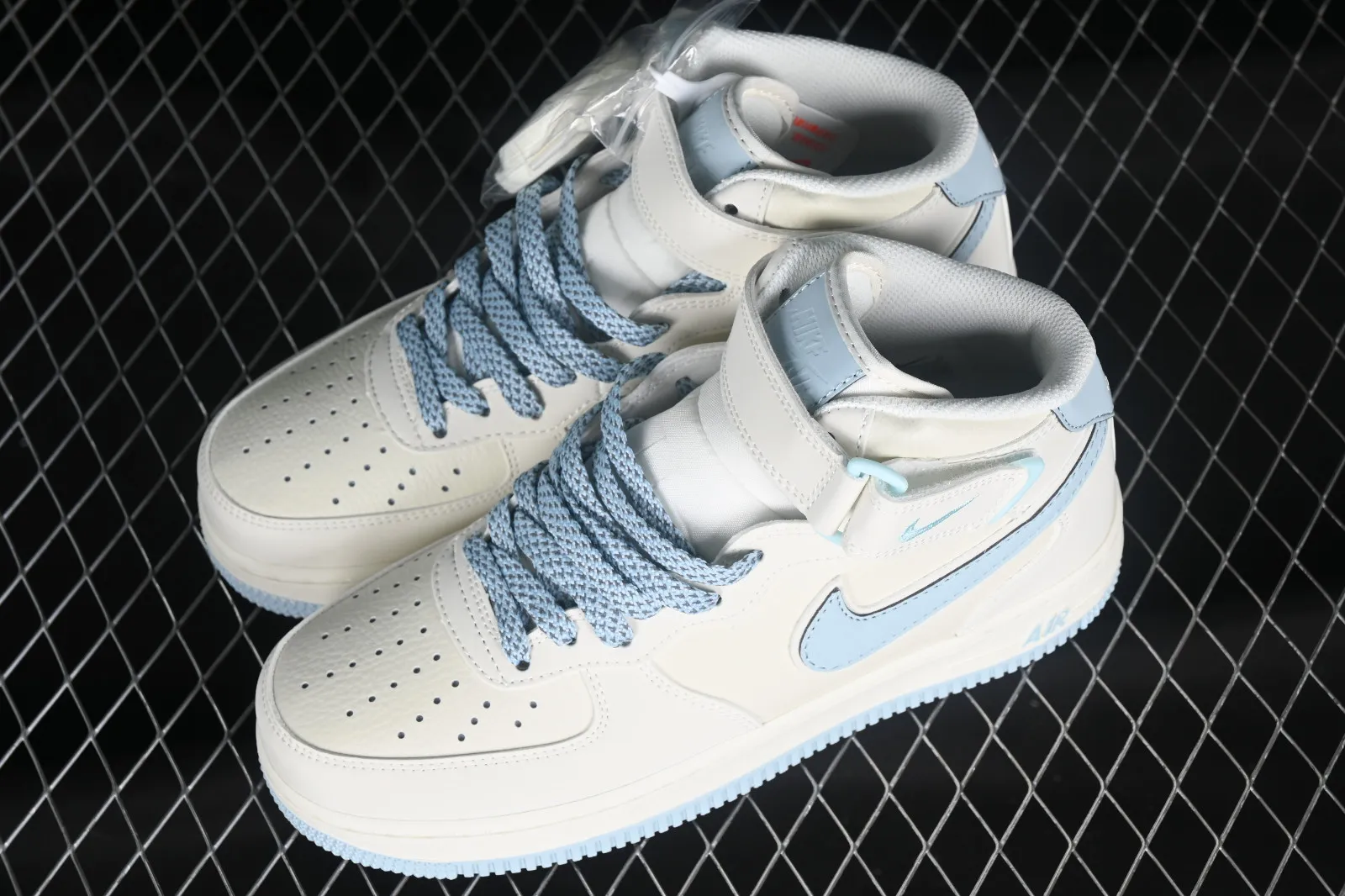 Nike Air Force 1 07 Mid Off White Light Blue SH0235-555