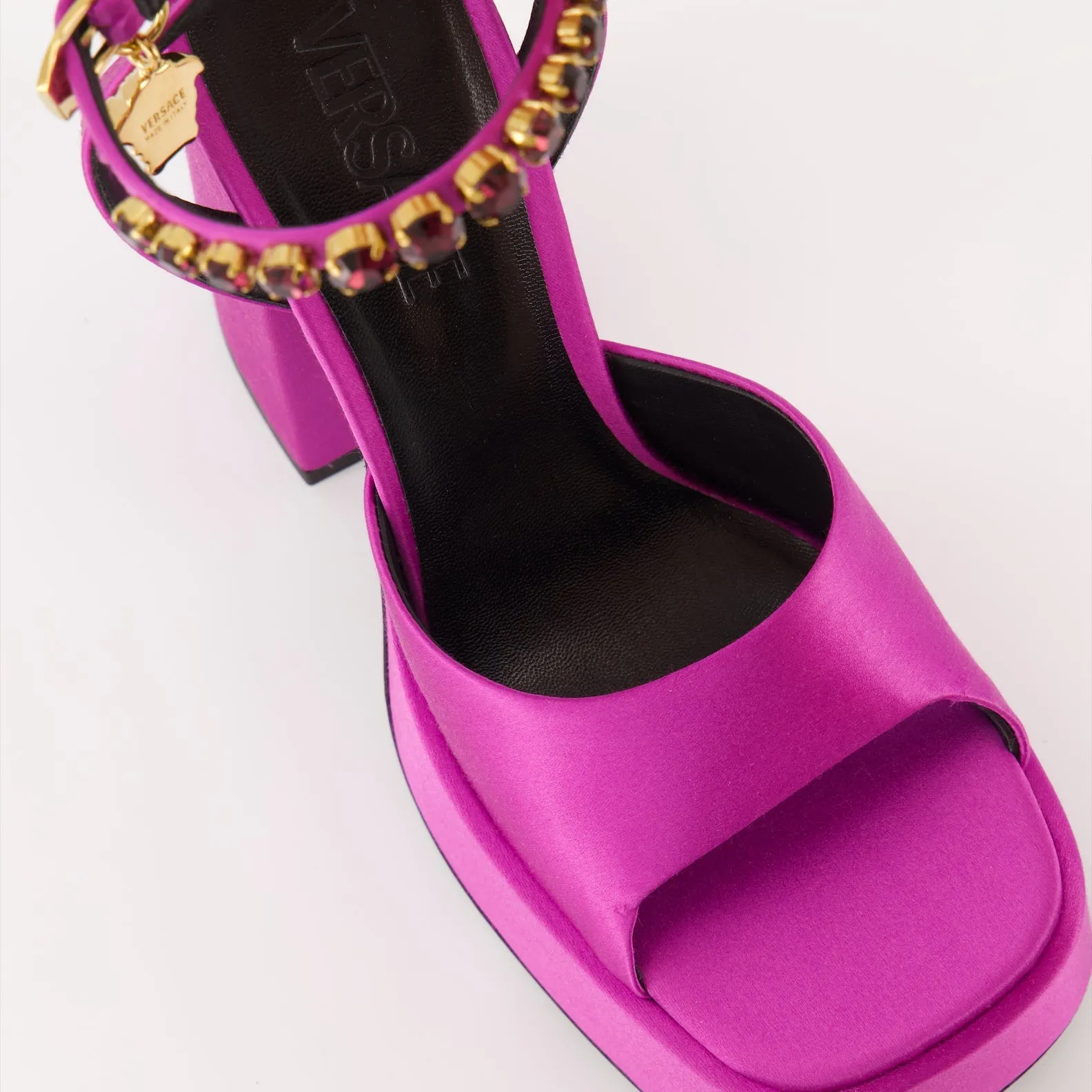 Platform Sandals Medusa Aevitas