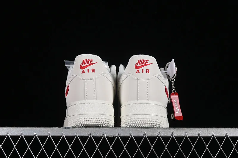 Supreme x Nike Air Force 1 Low Off White Red HD1968-007