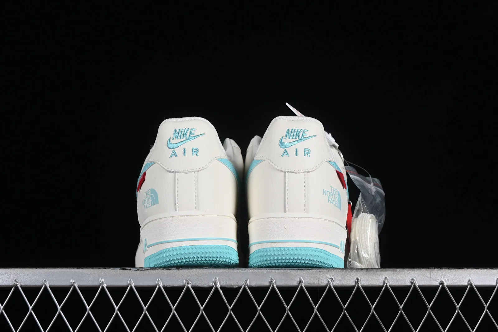 Supreme x The North Face x Nike Air Force 1 07 Low Off White Sky Blue SU2305-007