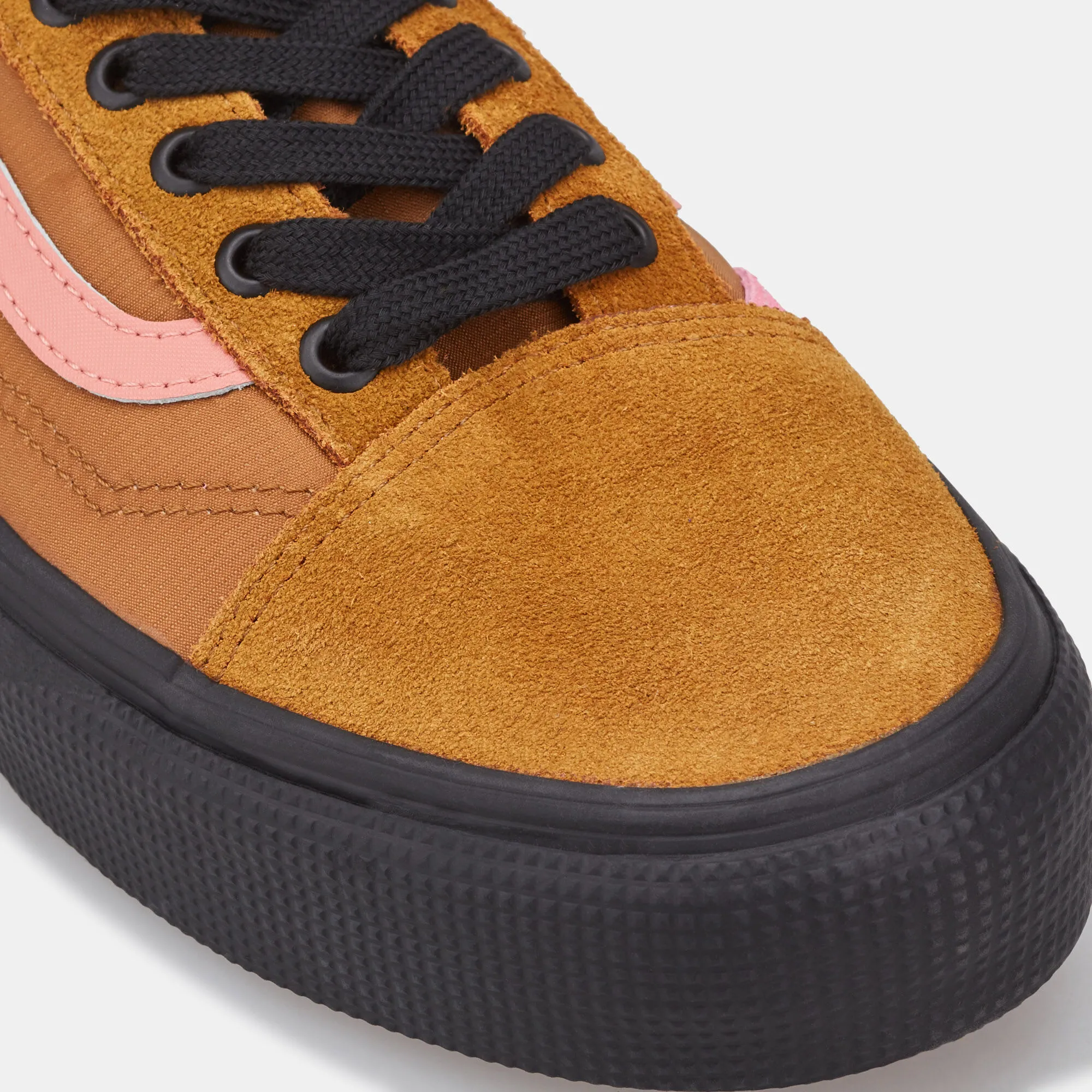 Vans Old Skool Gore-Tex Unisex Shoe