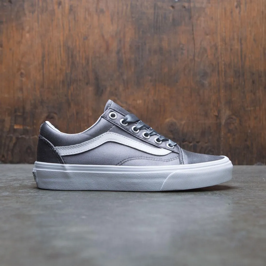 Vans Women Old Skool Satin Lux (gray)